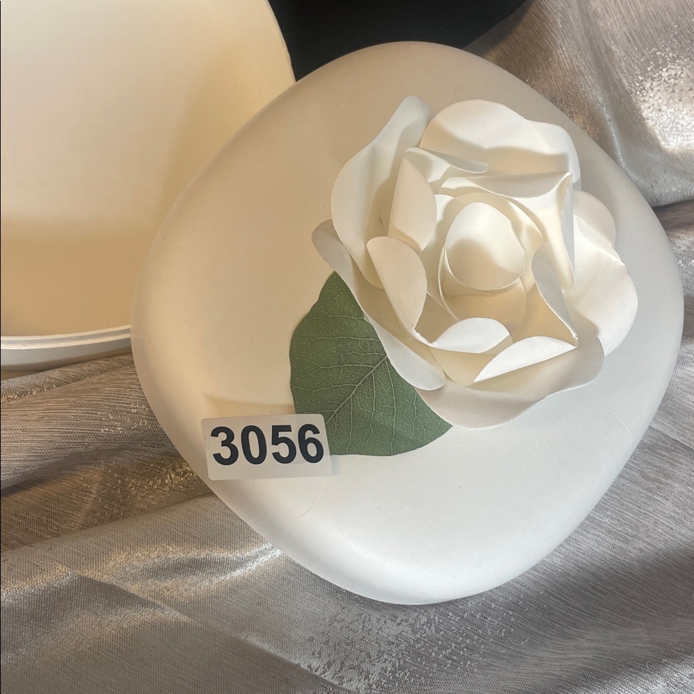 Biodegradable urn - Picture 3 of 3